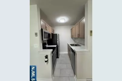 30 2nd Street 207 #207, Hackensack, NJ 07601 - Photo 3