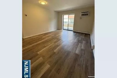 30 2nd Street 405 #405, Hackensack, NJ 07601 - Photo 5