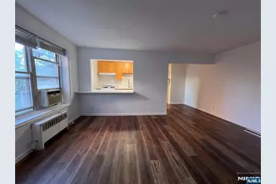 2340 Linwood Avenue 4D #4D, Fort Lee, NJ 07024 - Photo 11