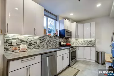 58 Giles Avenue 2 #2, Jersey City, NJ 07306 - Photo 3