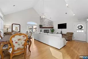 599 Oak Ave, Saddle Brook Township, NJ 07663 - Photo 15