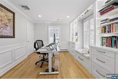 599 Oak Avenue, Saddle Brook Township, NJ 07663 - Photo 19