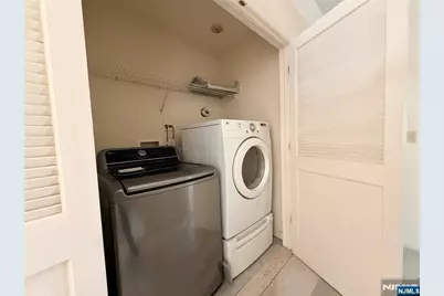 843 Pleasantview Terrace 2 #2, Ridgefield, NJ 07657 - Photo 13