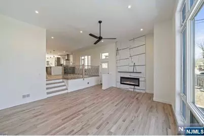 520B 6th Street 2 #2, Palisades Park, NJ 07650 - Photo 3