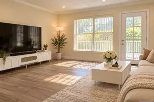 100 Crown Ct 461, Edgewater, NJ 07020 - Photo 1