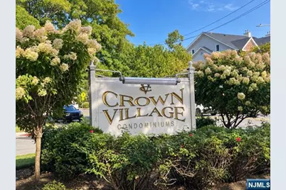 100 Crown Court 461 #461, Edgewater, NJ 07020 - Photo 21