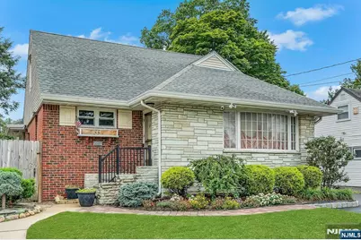 33 E Passaic Street, Rochelle Park Township, NJ 07662 - Photo 3