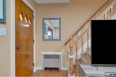 33 E Passaic Street, Rochelle Park Township, NJ 07662 - Photo 19