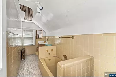 523-525 Lake, Newark, NJ 07104 - Photo 25