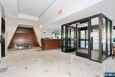 2 Horizon Road 404 #404, Fort Lee, NJ 07024 - Photo 3