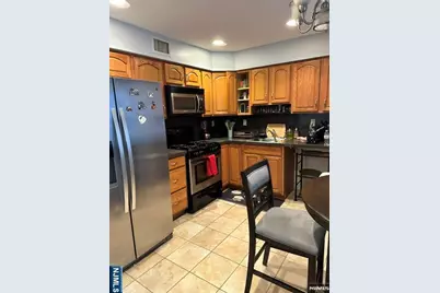 135 Riverview Avenue 1 #1, North Arlington, NJ 07031 - Photo 5