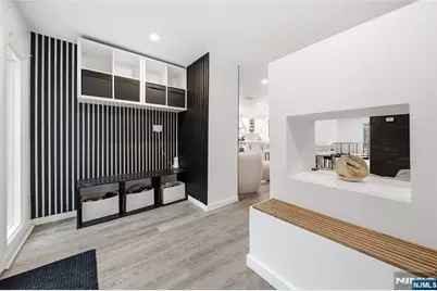 8 Airmont Avenue, Mahwah, NJ 07430 - Photo 19