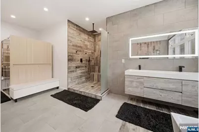 8 Airmont Avenue, Mahwah, NJ 07430 - Photo 35