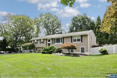 23 Hamilton Street, Allendale, NJ 07401 - Photo 1