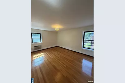 218 Prospect Avenue 3C #3C, Hackensack, NJ 07601 - Photo 7