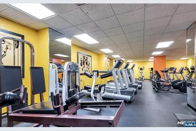 1020 Harmon Cove Tower 1020 #1020, Secaucus, NJ 07094 - Photo 49