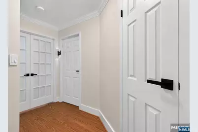 1020 Harmon Cove Tower 1020 #1020, Secaucus, NJ 07094 - Photo 25