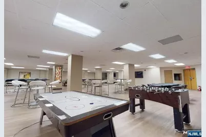1020 Harmon Cove Tower 1020 #1020, Secaucus, NJ 07094 - Photo 47