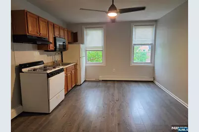 7007 Park Avenue, Guttenberg, NJ 07093 - Photo 3