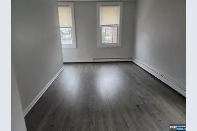 7007 Park Avenue, Guttenberg, NJ 07093 - Photo 5