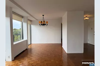 3 Horizon Road 819 #819, Fort Lee, NJ 07024 - Photo 7