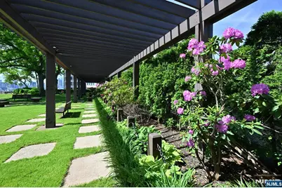7004 Boulevard East 1B #1B, Guttenberg, NJ 07093 - Photo 23