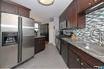 7004 Boulevard East 1B #1B, Guttenberg, NJ 07093 - Photo 15