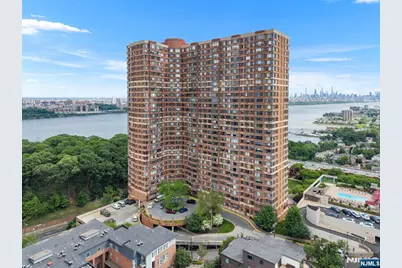 100 Old Palisade Road 3215 #3215, Fort Lee, NJ 07024 - Photo 41