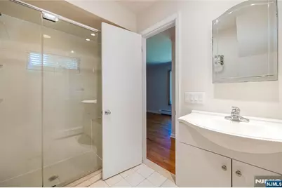 124 Pascack Road, Washington Township, NJ 07676 - Photo 21