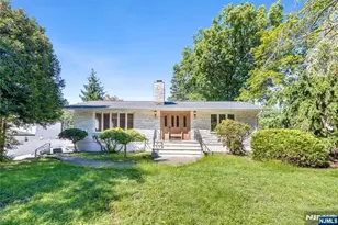 124 Pascack Rd, Washington Township, NJ 07676 - Photo 1