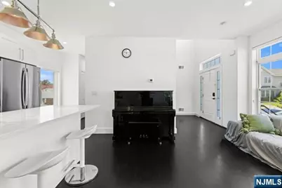 28 Lamb Court, Norwood, NJ 07648 - Photo 7