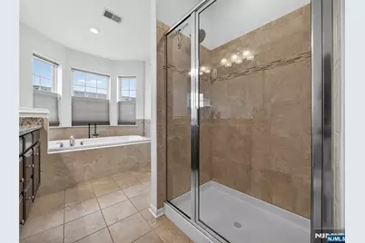 15 Wesmont Drive, Wood Ridge, NJ 07075 - Photo 29