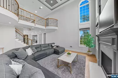 146 Stuart Street, Paramus, NJ 07652 - Photo 17
