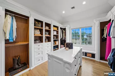 146 Stuart Street, Paramus, NJ 07652 - Photo 27