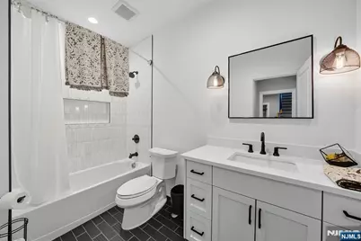 146 Stuart Street, Paramus, NJ 07652 - Photo 19