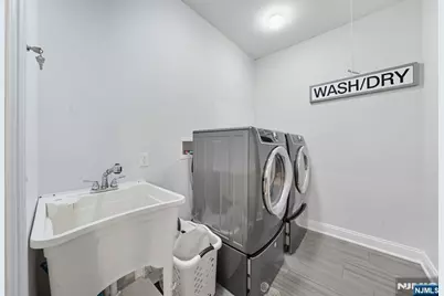 146 Stuart Street, Paramus, NJ 07652 - Photo 37