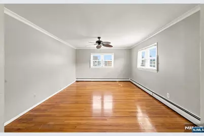20 Catherine Avenue 2 #2, Saddle Brook Township, NJ 07663 - Photo 5