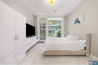 3 Somerset 307 #307, Edgewater, NJ 07020 - Photo 19