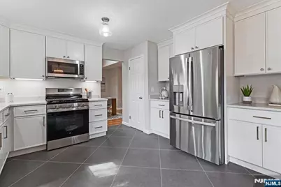 25 Knutsen Drive 216 #216, West Orange Township, NJ 07052 - Photo 9