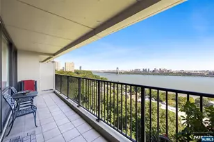 3 Horizon Road 1023, Fort Lee, NJ 07023 - Photo 31