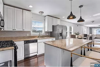 8512 Smith Avenue, North Bergen, NJ 07047 - Photo 7