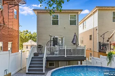 8512 Smith Avenue, North Bergen, NJ 07047 - Photo 19