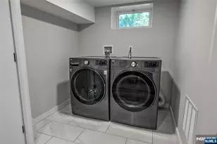 43 Garfield Pl, Ridgewood, NJ 07450 - Photo 25