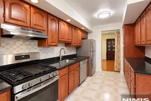 326 N Bridge 3F, Fort Lee, NJ 07024 - Photo 9