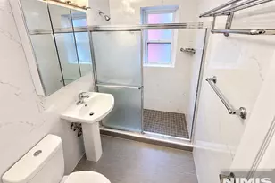 326 N Bridge 3F, Fort Lee, NJ 07024 - Photo 21