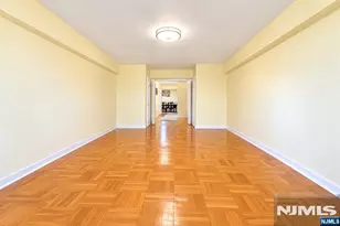 326 N Bridge 3F, Fort Lee, NJ 07024 - Photo 5