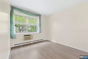 300 Lookout Ave D2, Hackensack, NJ 07601 - Photo 5