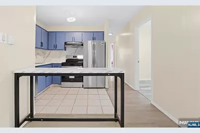 300 Lookout Avenue D2 #D2, Hackensack, NJ 07601 - Photo 11