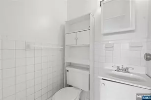 300 Lookout Ave D2, Hackensack, NJ 07601 - Photo 27