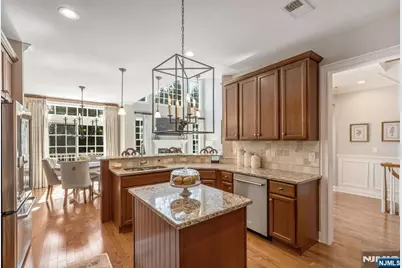 107 Windsor Lane, Ramsey, NJ 07446 - Photo 17